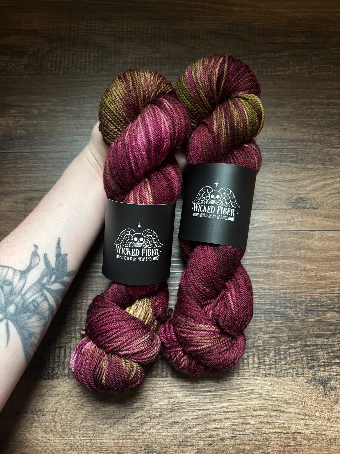 Wine Red with Green Sport Weight