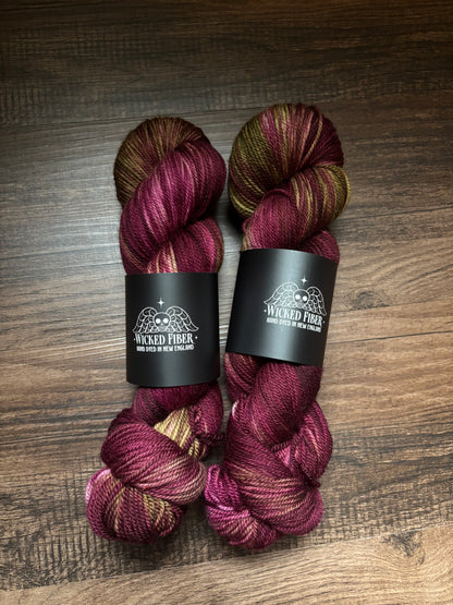 Wine Red with Green Sport Weight